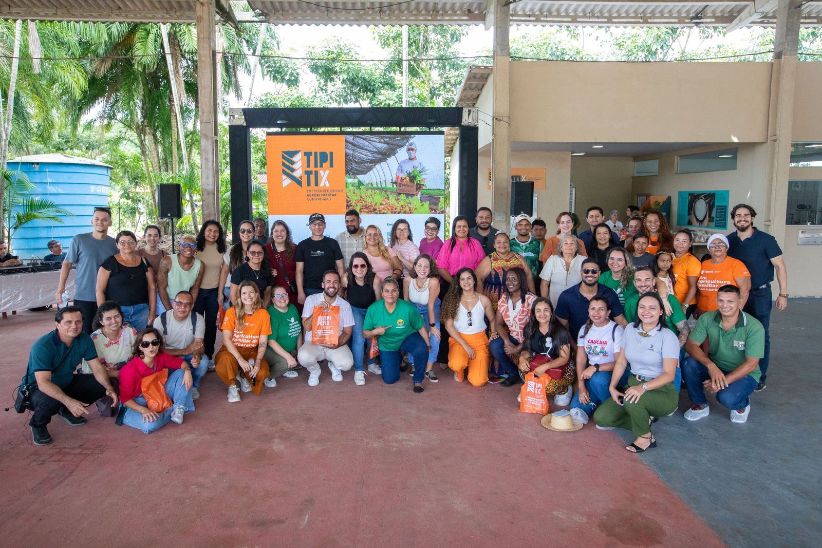 Projeto Tipitix recebe a visita de participantes de evento sobre sustentabilidade alimentar